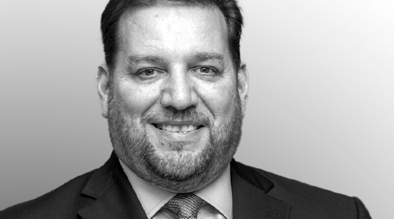 Dr. Jorge Eugenio Valdez Garcia, miembro del consejo asesor de la revista infoofta