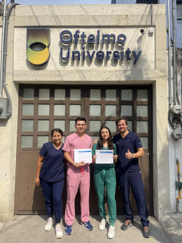 estudiantes de entrenamiento quirúrgico